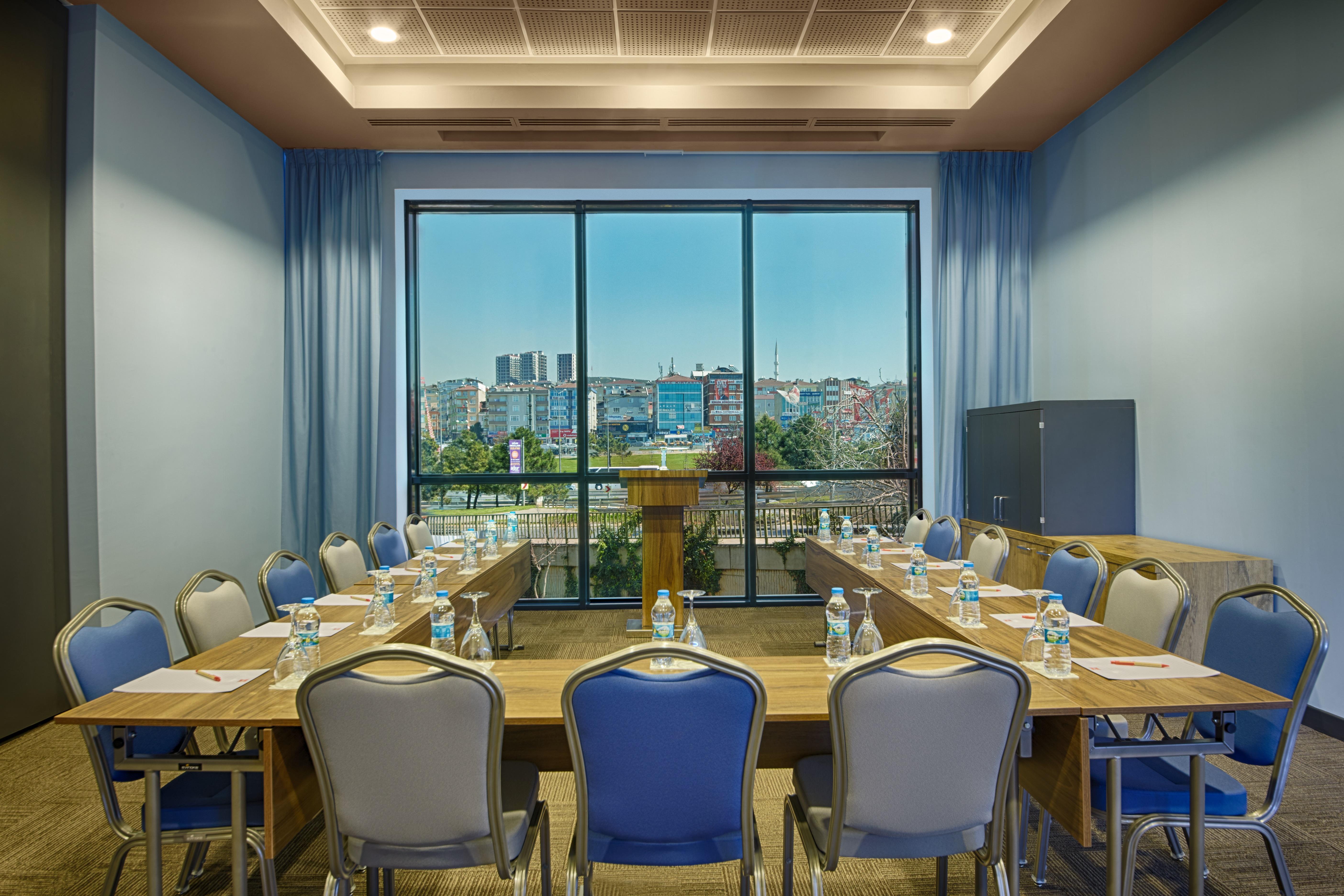 Ibis Istanbul Tuzla Hotel Cayirova Exterior photo