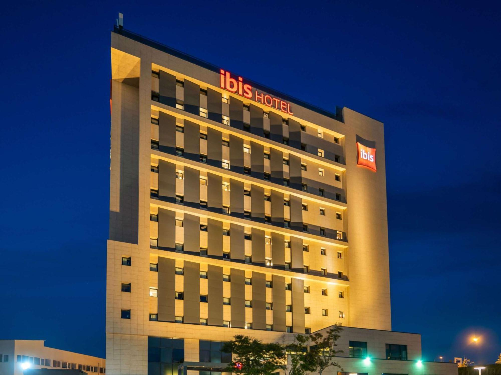 Ibis Istanbul Tuzla Hotel Cayirova Exterior photo
